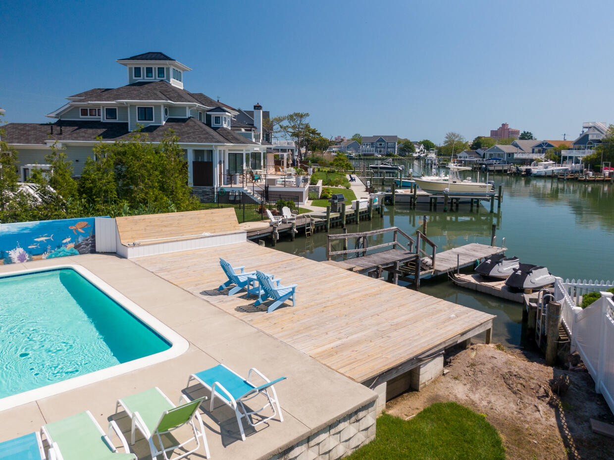 Book Teal Home 1500, 1500 Teal Drive Ocean City, MD 21842 Vacation Rental